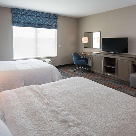 Hampton Inn And Suites At Wisconsin Dells Lake Delton Exterior photo